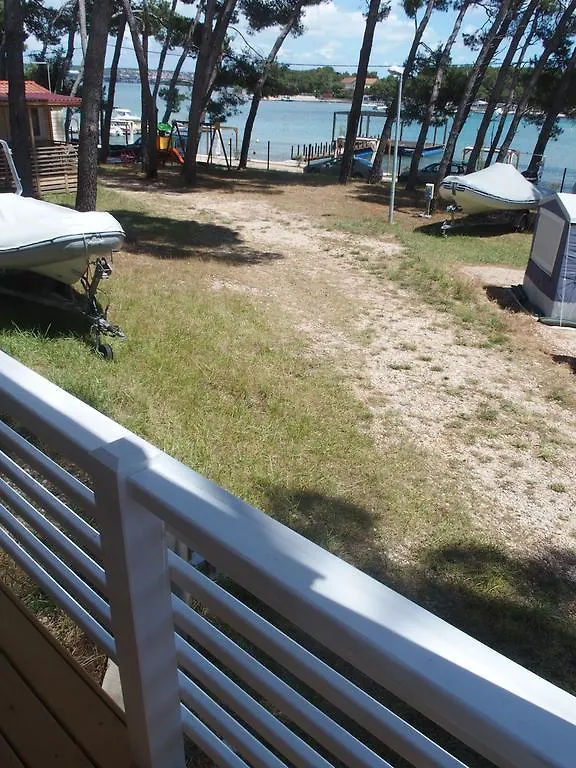 Luxury Mobilehome Lucina Bay Pasman Apartment