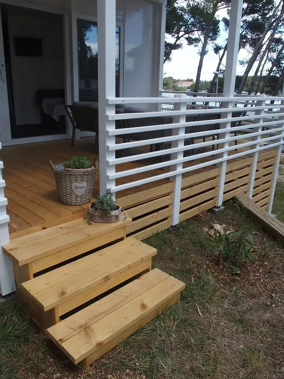 Luxury Mobilehome Lucina Bay Pasman Apartment
