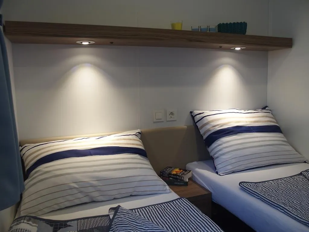 Luxury Mobilehome Lucina Bay Pasman Apartment