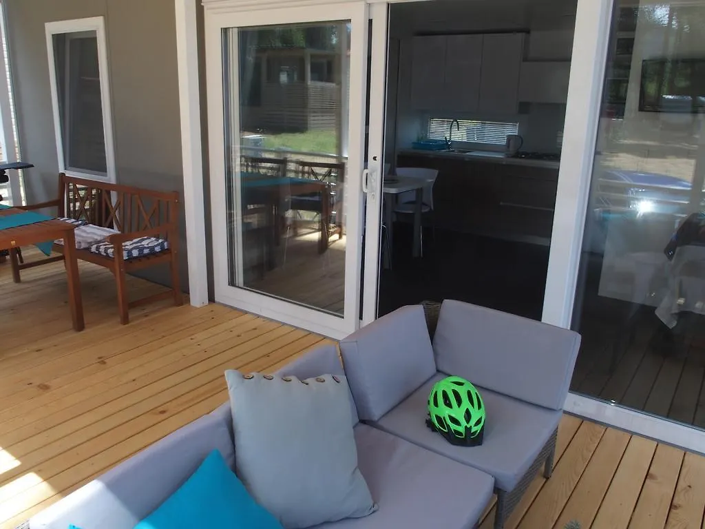 Luxury Mobilehome Lucina Bay Pasman